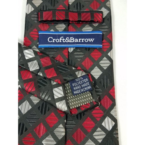 Croft & Barrow Men's Neck tie Silk red black gray squares Handmade 60" by 3.5" - Picture 4 of 6